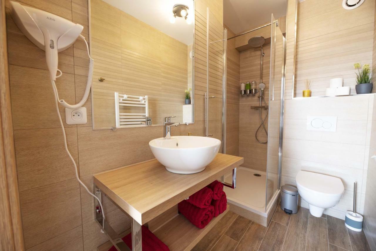Beausoleil Studio Metro Paris Sud Le Kremlin-Bicêtre Екстериор снимка